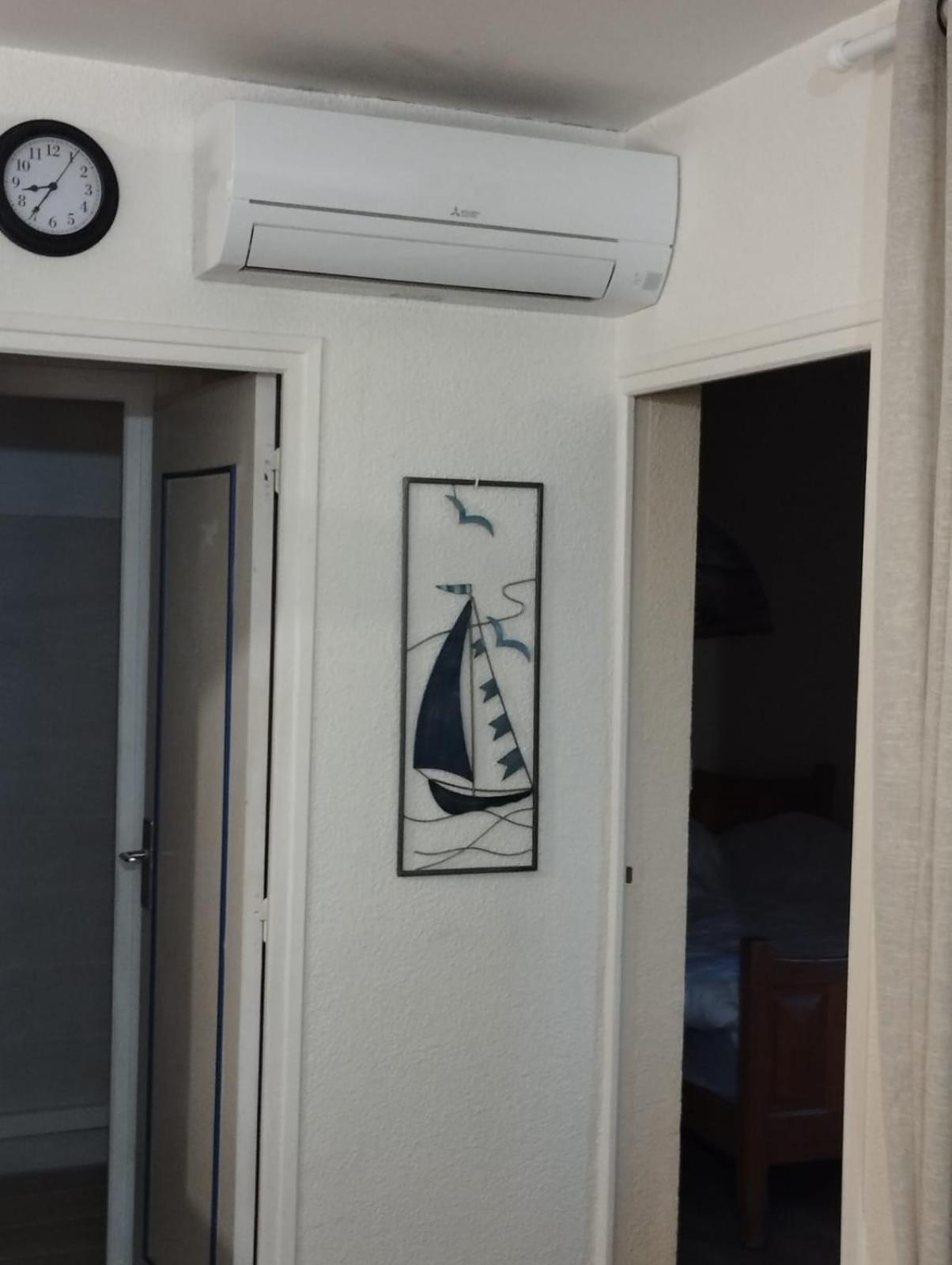 Appartement A 5Mn De La Mer Et Du Village De Noel - Draps Et Serviettes Non Fournis 르발카레스 외부 사진